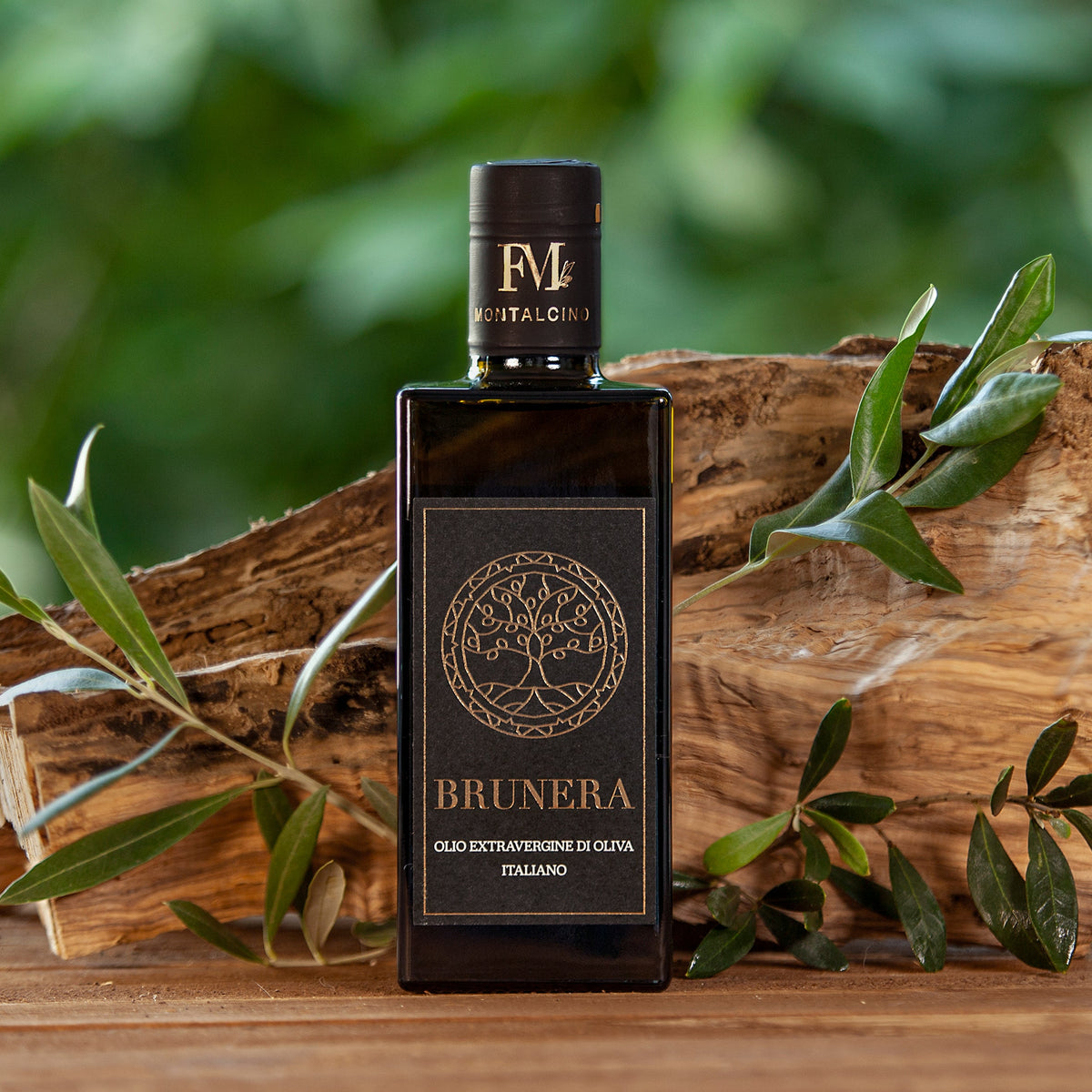 BRUNERA extra virgin olive oil 500 ml — lifestyle photo, Frantoio di Montalcino